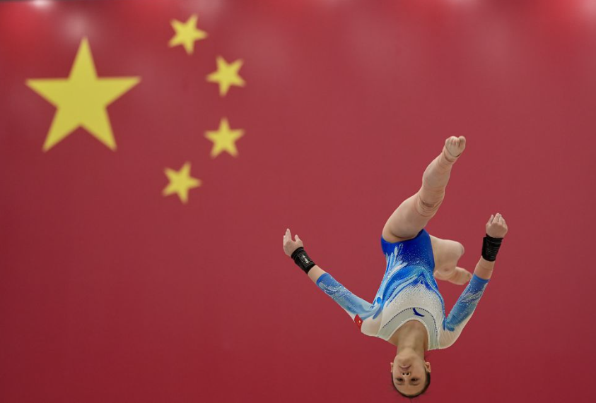 乐竞体育官网app与其他平台的对比分析